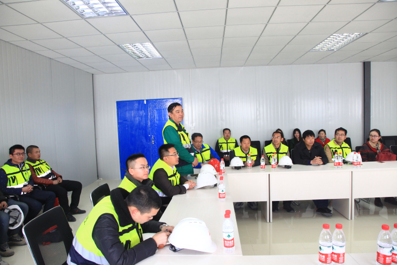 1496480232262476.jpg 11-項目組開會全場2.jpg